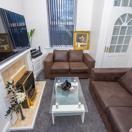 Lovely City Home + Free Parking Manchester Exterior photo