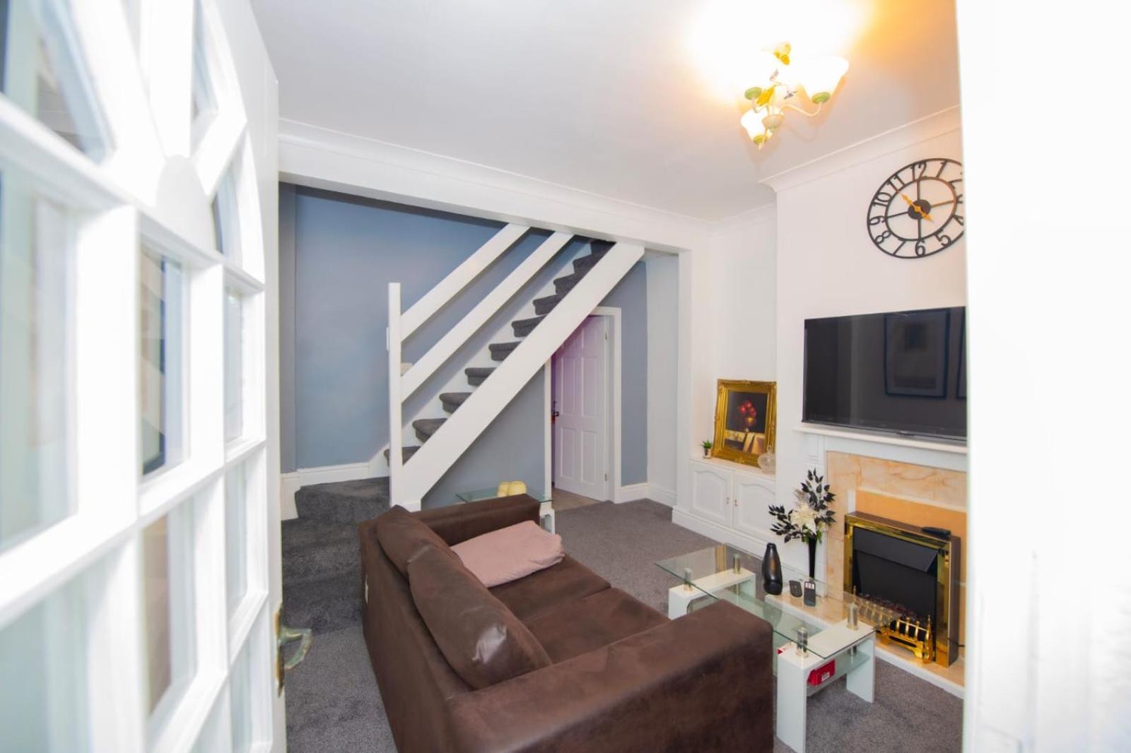 Lovely City Home + Free Parking Manchester Exterior photo