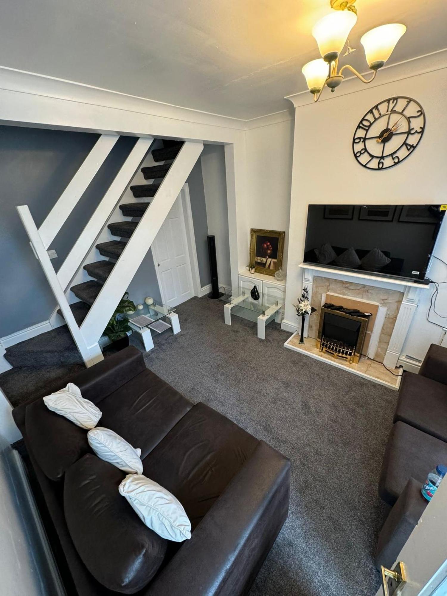 Lovely City Home + Free Parking Manchester Exterior photo
